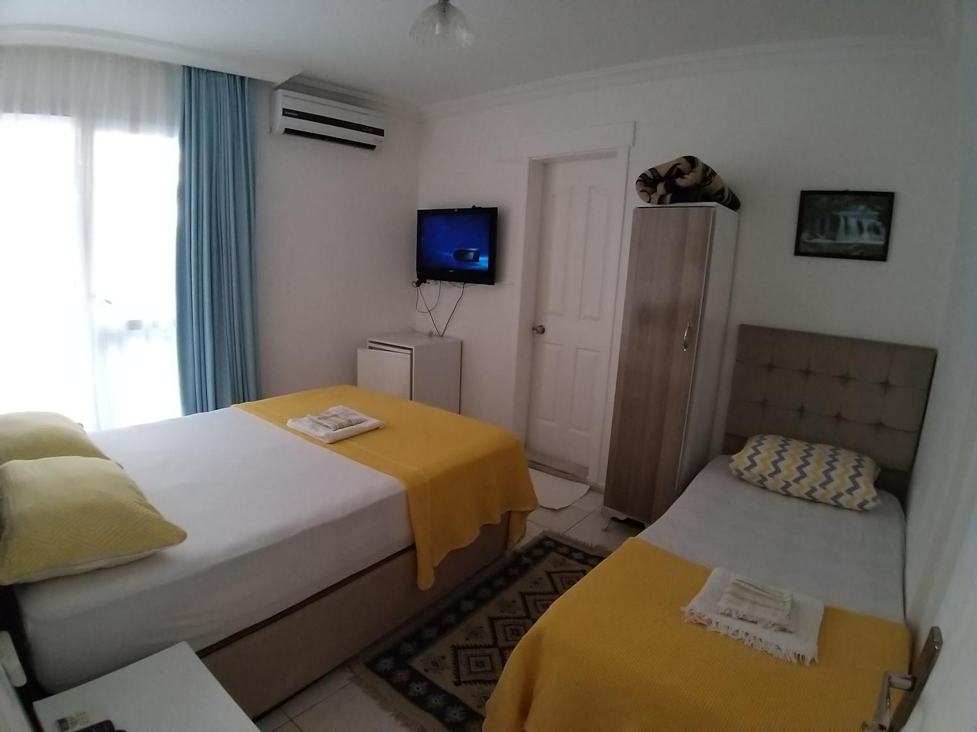 Beyaz Apart Pansiyon Çeşme Εξωτερικό φωτογραφία